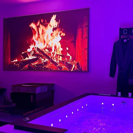 La Prestige - Jacuzzi Et Cinema - Cergy-village * Cergy